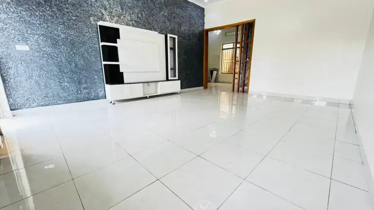 190 Millions: Iragurishwa-Kicukiro